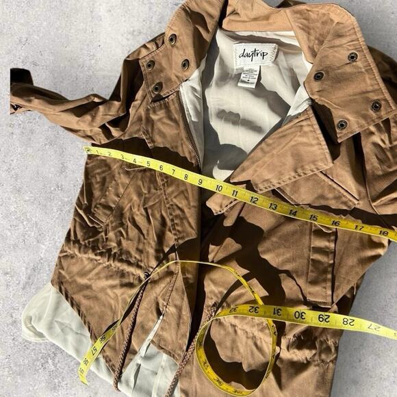 Daytrip women’s size S cotton zip front jacket with sheer lining underneath - Picture 7 of 8